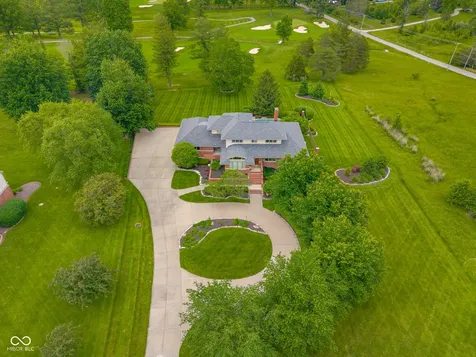 8224 W Mulligan Lane Columbus IN 47201