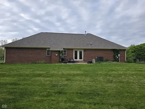 3393 W Sunset Drive N Greenfield IN 46140