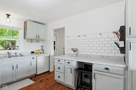 4405 S 50 W Anderson IN 46013