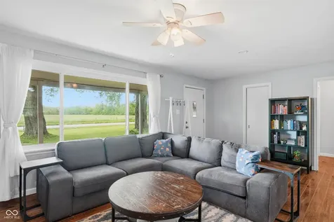 4405 S 50 W Anderson IN 46013