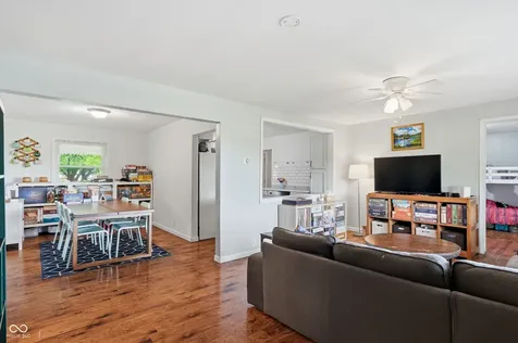 4405 S 50 W Anderson IN 46013