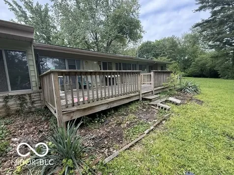 8625 Rosewood Lane Indianapolis IN 46240