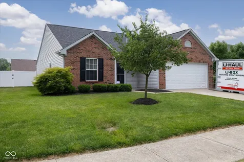 913 Halyard Drive Avon IN 46123