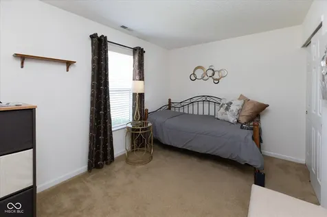 913 Halyard Drive Avon IN 46123