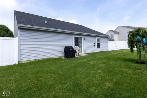 913 Halyard Drive Avon IN 46123