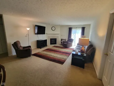 913 Halyard Drive Avon IN 46123