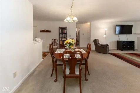 913 Halyard Drive Avon IN 46123