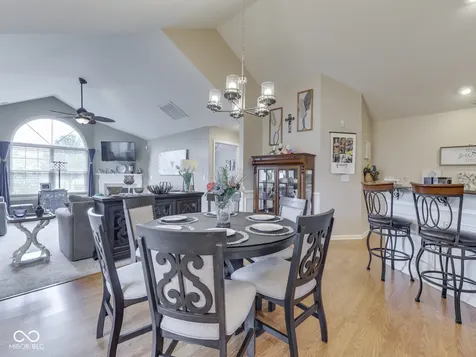 1037 Laurelwood Lane Greenwood IN 46142