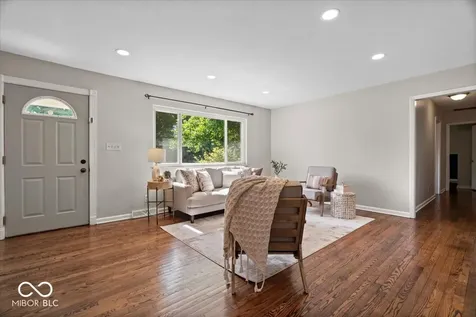 8350 Burn Court Indianapolis IN 46217