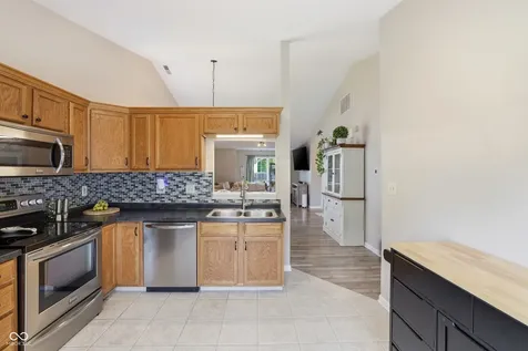 13841 N Ayrshire Circle Camby IN 46113