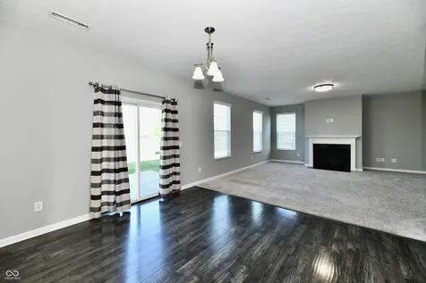 8404 Penbrooke Place Indianapolis IN 46237