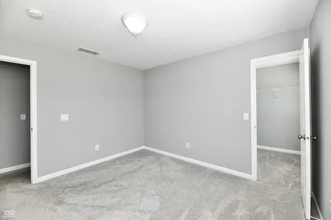 8404 Penbrooke Place Indianapolis IN 46237