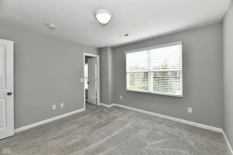 8404 Penbrooke Place Indianapolis IN 46237