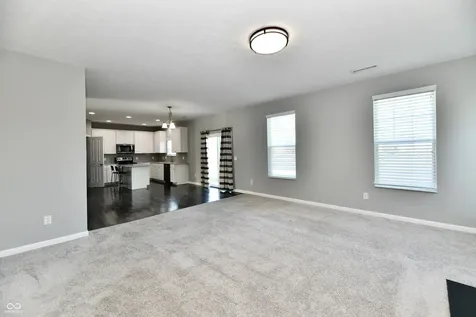 8404 Penbrooke Place Indianapolis IN 46237
