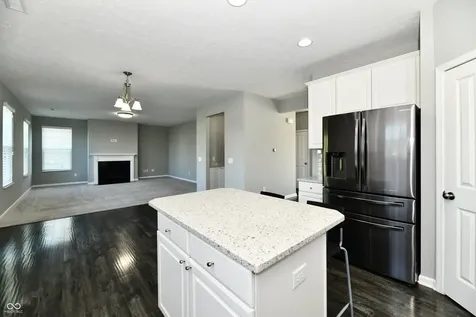 8404 Penbrooke Place Indianapolis IN 46237