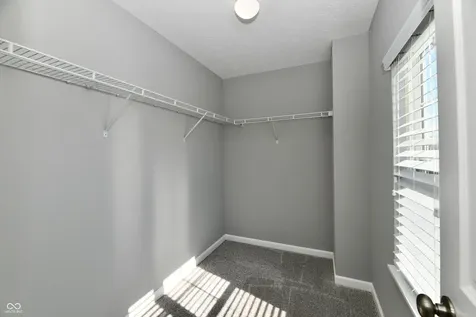 8404 Penbrooke Place Indianapolis IN 46237