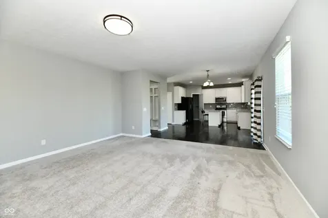 8404 Penbrooke Place Indianapolis IN 46237