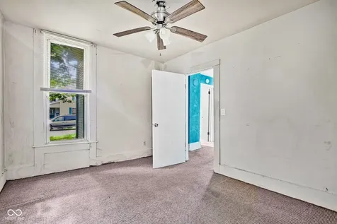 3722 S Gallatin Street Marion IN 46953