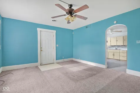 3722 S Gallatin Street Marion IN 46953