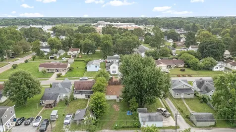 3722 S Gallatin Street Marion IN 46953