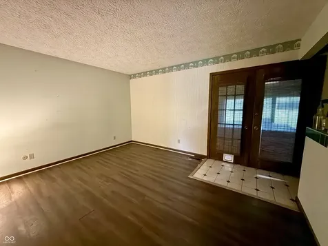 2 Holmes Court Greenfield IN 46140