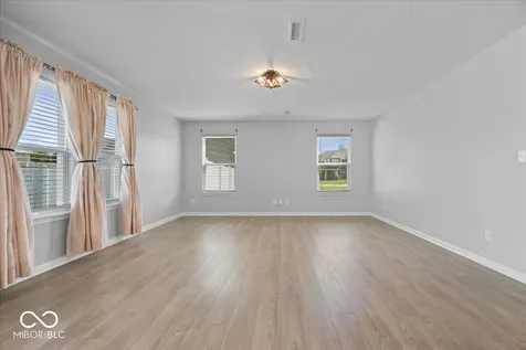 13194 N Landing Circle E Camby IN 46113