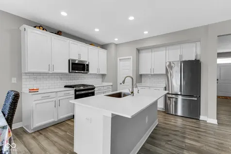 8856 Boylan Place Pendleton IN 46064
