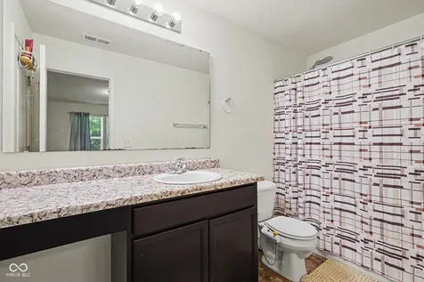 6459 Pinebark Place Indianapolis IN 46217
