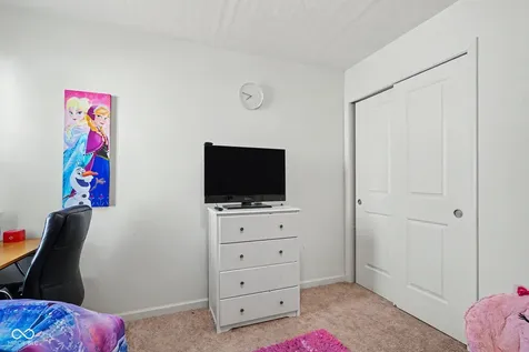 6459 Pinebark Place Indianapolis IN 46217
