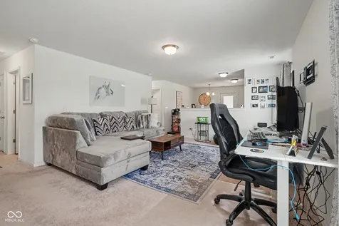 6459 Pinebark Place Indianapolis IN 46217