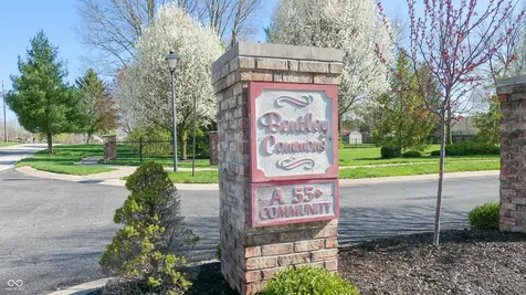 7923 Park Ward Place Indianapolis IN 46259