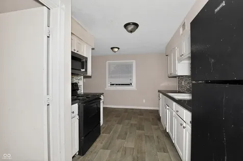 3245 Eastbrooke Circle Indianapolis IN 46235