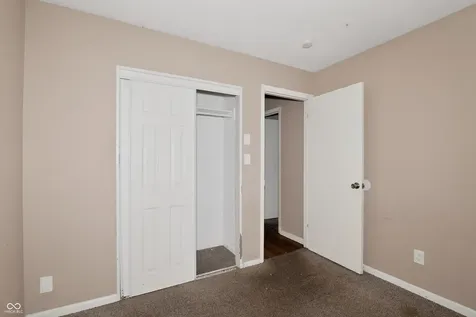 3245 Eastbrooke Circle Indianapolis IN 46235