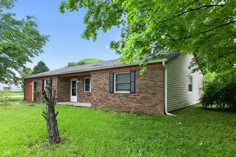 3245 Eastbrooke Circle Indianapolis IN 46235