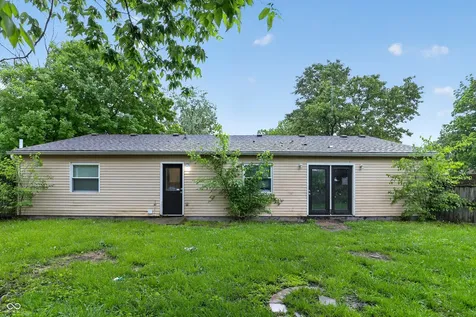 3245 Eastbrooke Circle Indianapolis IN 46235