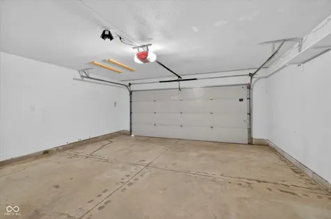 1 Somerset Circle Brownsburg IN 46112