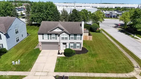 1 Somerset Circle Brownsburg IN 46112