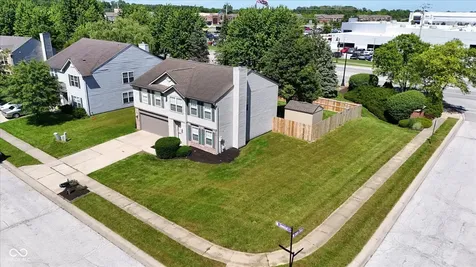 1 Somerset Circle Brownsburg IN 46112