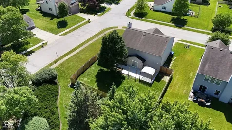 1 Somerset Circle Brownsburg IN 46112
