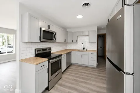 3550 Eisenhower Drive Indianapolis IN 46224