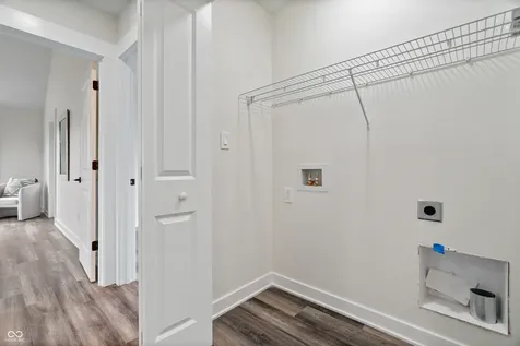 1238 Burdsal Parkway Indianapolis IN 46208