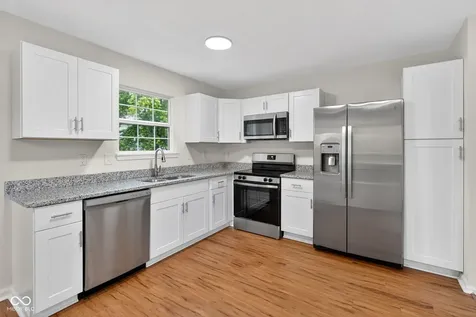 5361 W Red River Court Indianapolis IN 46221