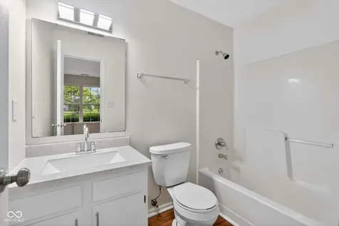 5361 W Red River Court Indianapolis IN 46221