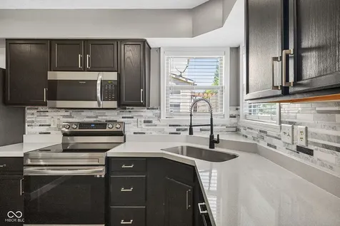 7793 Cobblesprings Drive Avon IN 46123