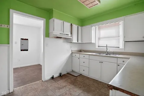 2217 N Spencer Avenue Indianapolis IN 46218