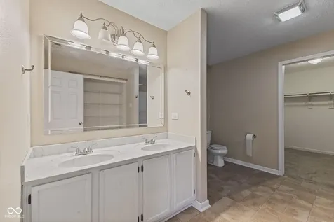 9300 Amberleigh Drive Plainfield IN 46168