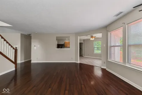 9300 Amberleigh Drive Plainfield IN 46168