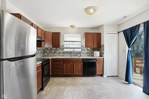 953 Beal Way Indianapolis IN 46217