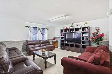 953 Beal Way Indianapolis IN 46217
