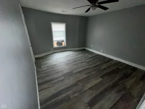 27 Parkview Avenue Indianapolis IN 46201